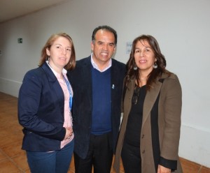 alcalde de pichilemu, junto a directora reg ips y  jefa ips    local